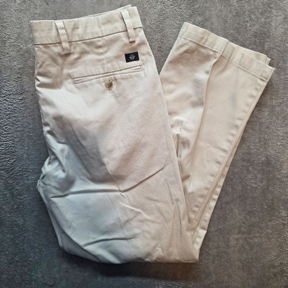 Dockers Khaki Pants Mens 33x32 Beige Straight Fit Stain Defender Casual Chino